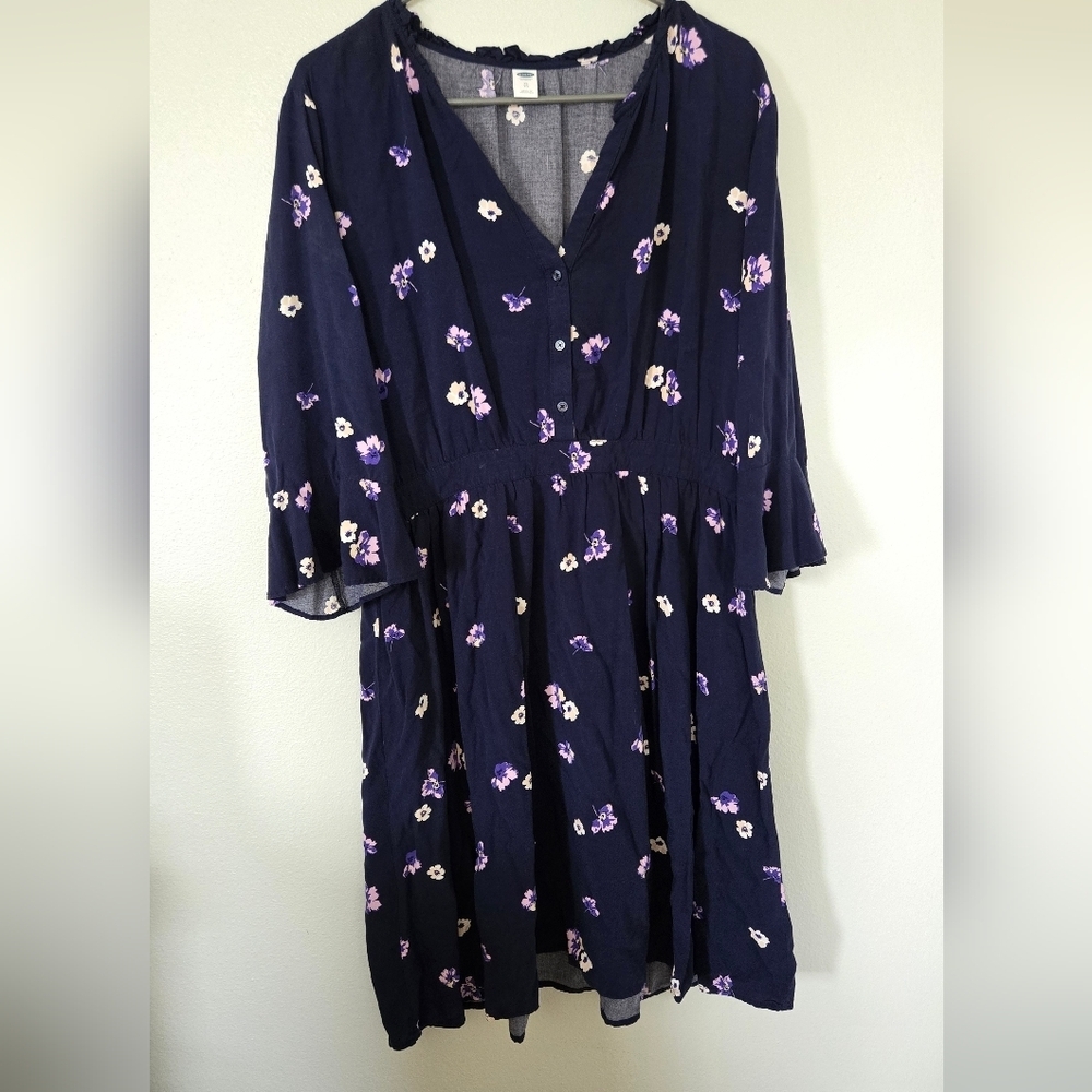Old Navy Floral Navy Dress Size XL
